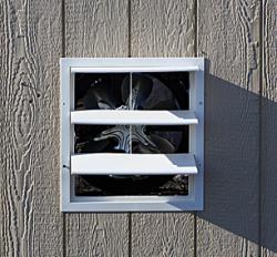 Exhaust Fan w Thermostat