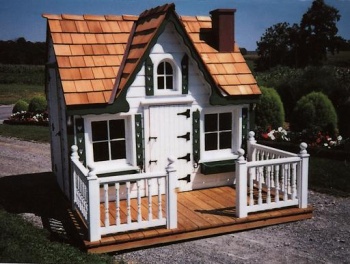 HmDeluxePlayhouse.jpg